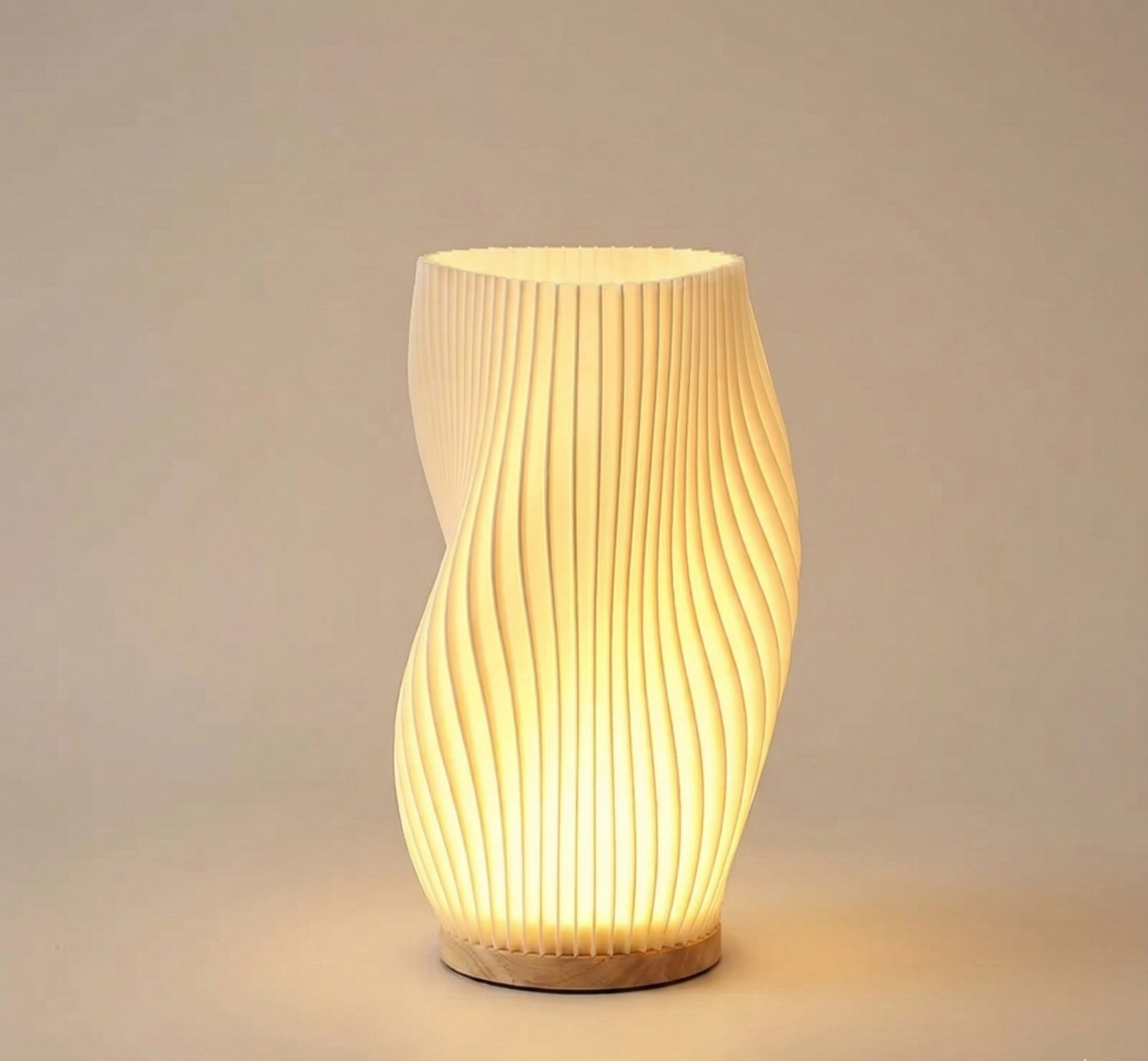 Spira™ – Sculptural 3D Wave Lamp